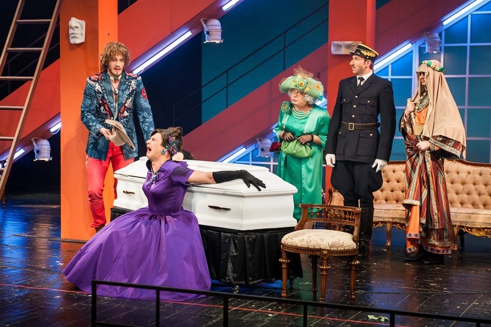 TheatreHD: Таланты и покойники